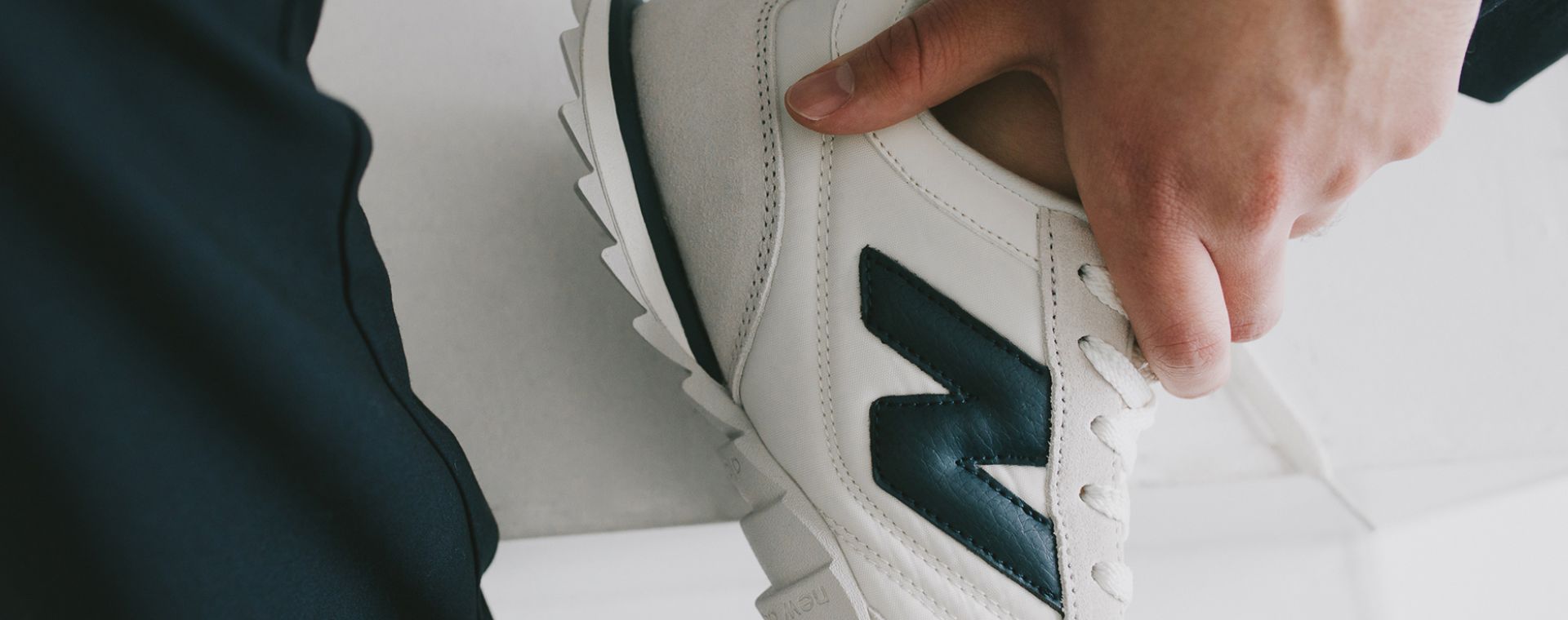 DONALD GLOVER X NEW BALANCE RC30